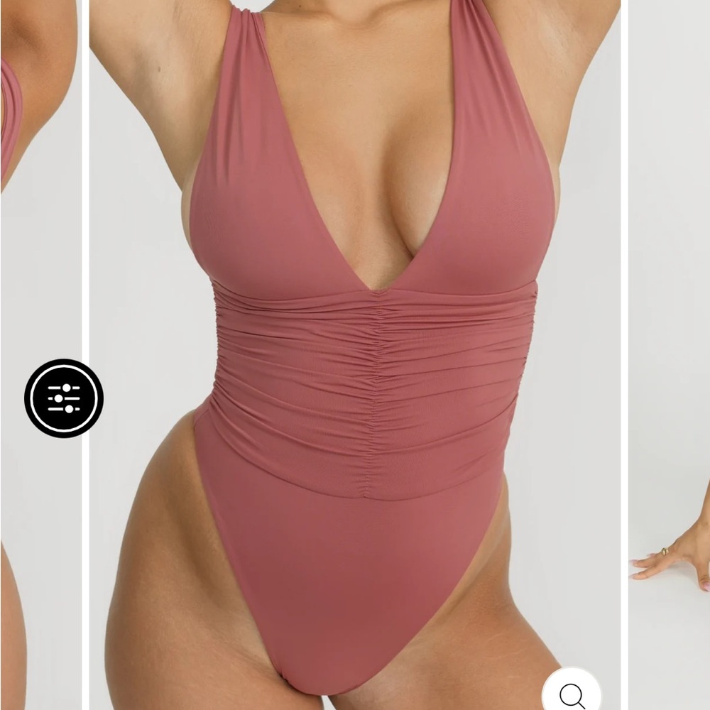 NWT Riot Swim Echo Moderate Coverage in Rouge XS - Picture 4 of 6